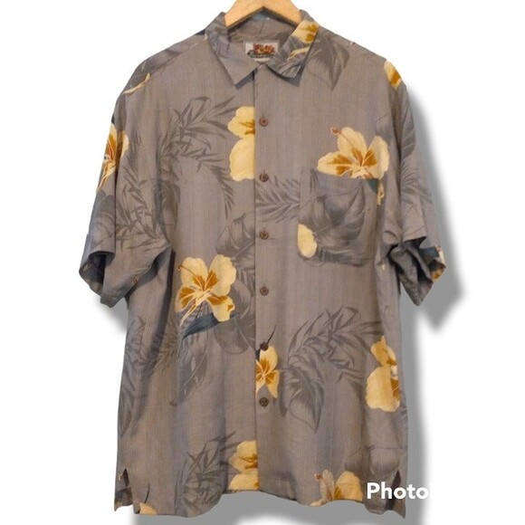 Paradise Cove Hawaiian Shirt-Medium-100% Silk-Wood Buttons-Camp-HIbiscus-Gray - Picture 1 of 6